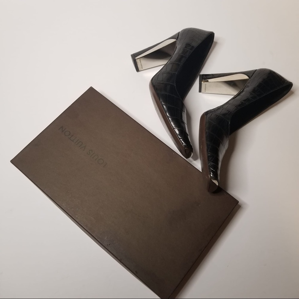Louis Vuitton Heels Pumps Alligator Pattern 36 (runs small by one size)